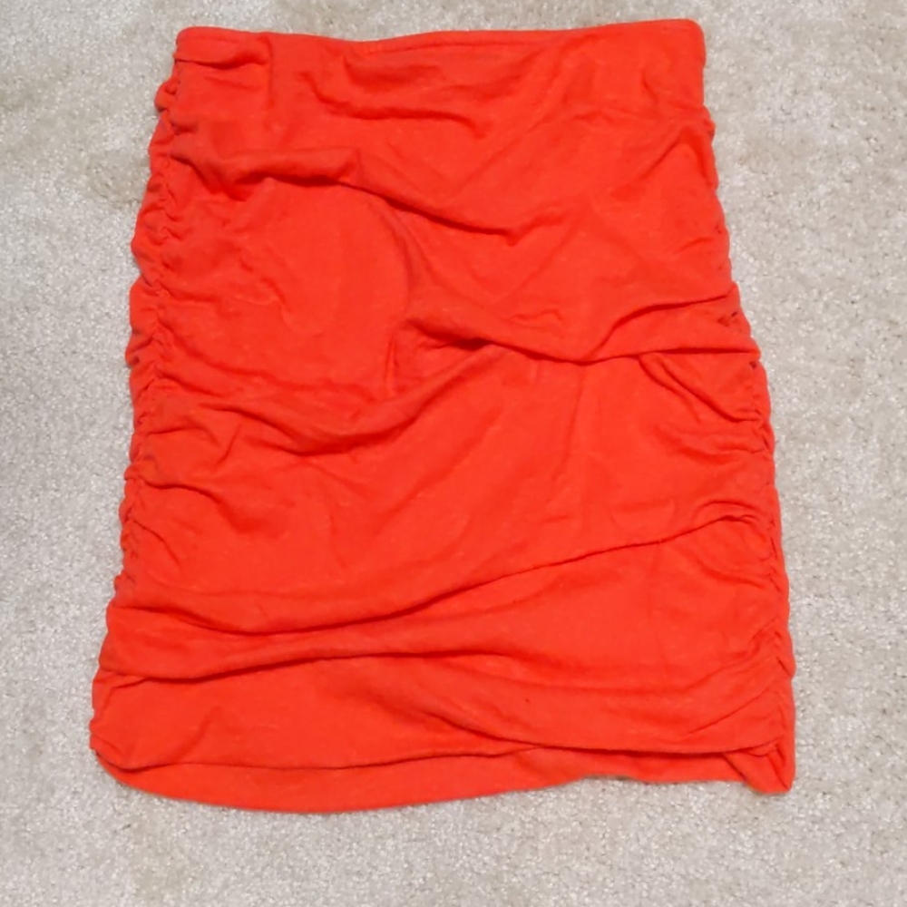 Hollister orange/red NWT skirt
